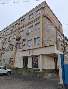 Оренда приміщення 54 кв. м під склад, офіс, виробництво у центрі