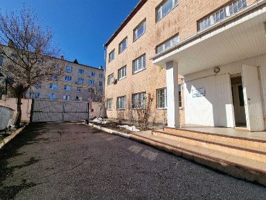 Продаж будівлі 962 м² м-в Незалежності, ідеально під клініку, медцентр