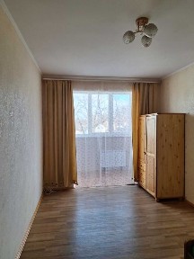 Оренда 2 кімнатної квартири 73кв. м., у мегарозвиненому районі Ірпеня, вулиця Мечникова. 4 поверх 5-ти поверхового, цегляного, утепленого будинку.