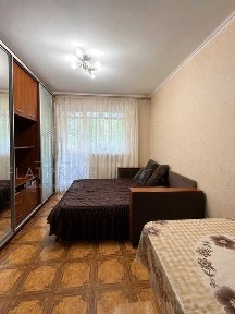 Продаж комунальної квартири з балконом на Салютній БЕЗ% Нивки Держпрограми