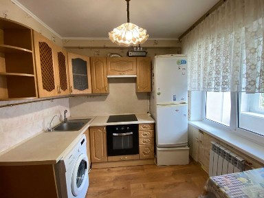 Оболонь Оболонский проспект 31 Продам 1к квартиру метро 