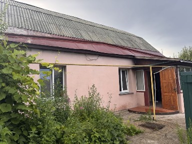 Подаж 1/2 частини будинку в Демидові