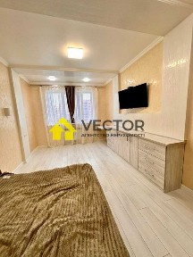 Однокімнатна ЖК Садовий з меблями та технікою! 5-й поверх