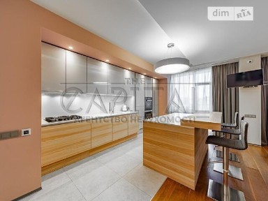 Продаж 5к квартири 246 кв. м на вул. Звіринецька 47 • ID 34736608
