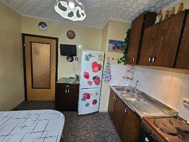 Оренда 2 кімнатна вулиця Пулюя Солом'янський район вільна