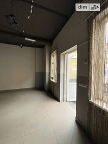 Продаж комерційного приміщення на вул. Замостянська 34, площа 35 кв. м • ID 34737030