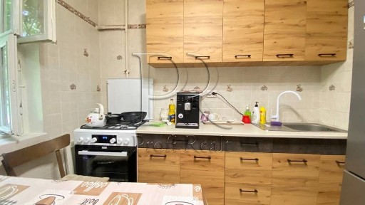 Продаж 2 к. квартири пр Європейського Союзу 33 Виноградар/Ретровіль