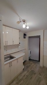 Частина будинку біля центру міста, автономне газове опалення