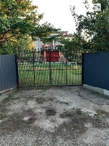 Продаж 2 поверхового будинку з гаражем 100 кв. м, 4 кімнати, на Центральна • ID 34739667
