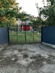 Продаж 2 поверхового будинку з гаражем 100 кв. м, 4 кімнати, на Центральна • ID 34739667