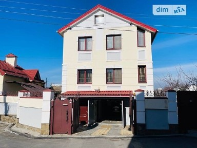 Продаж 3 поверхового будинку з гаражем і ділянкою на 7 соток, 231.7 кв. м, 4 кімнати, на вул. Кишинівська 20 • ID 34738689