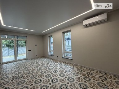 Продаж 1 поверхового будинку 120 кв. м, 3 кімнати, на вул. Антонія Михайловського 2 • ID 34738353