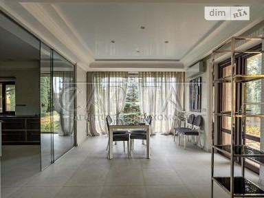 Продаж 2 поверхового будинку з ділянкою на 18 соток, 313 кв. м, 5 кімнат • ID 34737329
