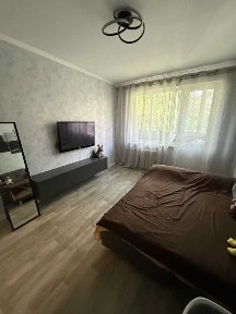 Продаж 2-кімнатної квартири 44.3 м², Нарбутівська, 158