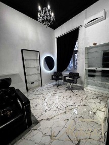 Продаж фасадного приміщення 67 м² з діючим орендарем, пров. Михайлівський, метро Майдан Незалежності