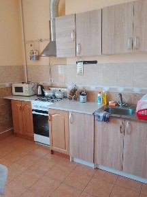 Сдам на год и более 1 комнатную квартиру с удобствами