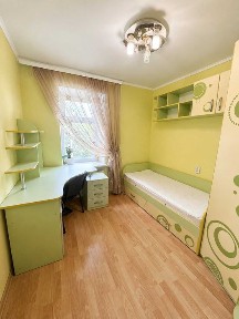 ПРОДАЖ квартири, 4 кімнати, АГВ, цегляний будинок