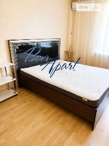 Довготривала оренда 1к квартири на пл. Святошинська 1 • ID 34737577