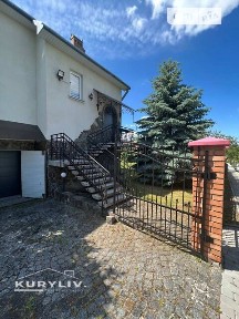 Довгострокова оренда будинку з верандою, від посередника на вул. Лісна • ID 34742397