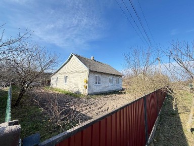 Продам будинок в Любешові