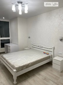 Продаж 2к квартири 74 кв. м на вул. Володимира Брожка 70 • ID 34743253