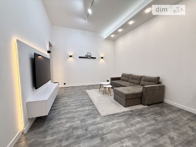 Продаж 2к квартири 80 кв. м на вул. Велика Васильківська 43/16, кв. 3 • ID 34742358