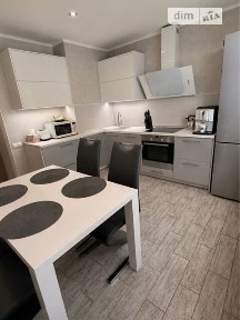 Продаж 2к квартири 74 кв. м на вул. Хорольська 1А • ID 34742005