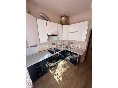 Продаж 2к квартири 57 кв. м на вул. Середньофонтанська • ID 34742034