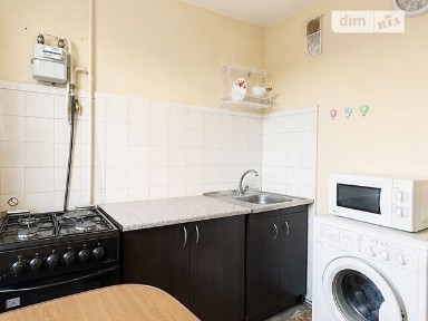 Продаж 3к квартири 56 кв. м на вул. Миропільська 3 • ID 34738389
