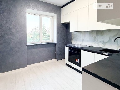 Продаж 1к квартири 33 кв. м на вул. Михайла Грушевського • ID 34738212