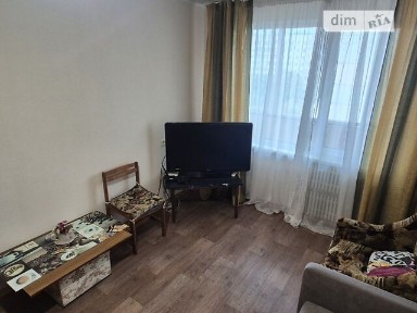 Продаж 1к квартири 40 кв. м на вул. Лазурна 3 • ID 34738124