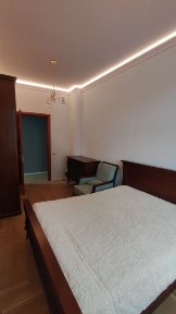 БЕЗ %. Палац України, В. Васильківська, квартира з ремонтом, до метро 5 хв пішки