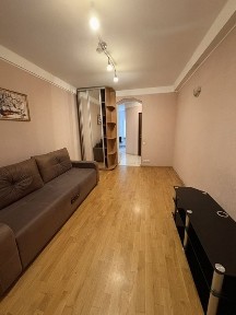 Здам однокімнатну квартиру біля метро Печерська