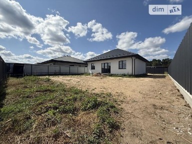 Продаж 1 поверхового будинку з ділянкою на 6.5 сотки, 110 кв. м, 4 кімнати, на вул. Зелена • ID 34742835