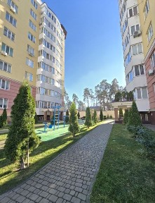 Продаж комерційного приміщення з ремонтом в Бучі, поруч з Новусом.