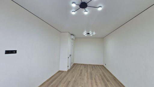 20 Жемчужина / Сахарова Продам евродвушку 47 кв. м. 2 этаж Ремонт/мебель Рассрочка 5 лет 1 взнос всего 17000 у.е.