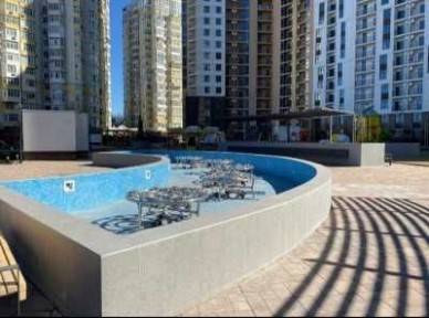 Велика двокімнатна квартира в 67 Перлині на Краснова. Кадорр Сіті