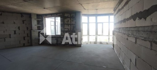 Живіть біля моря! Простора квартира в ЖК «Аквамарін»