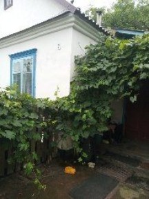 Продам отдельный компактный дом возле газового хозяйства