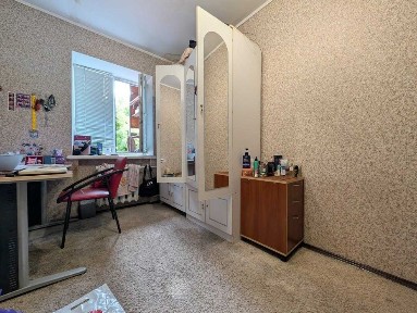 4-кімнатна в центрі міста (ЦУМ) під житло або здачу в оренду. СЕРТИФІКАТ YN