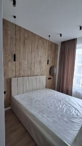 Продаж гарноі 2кімнатноі квартири в новому районі, в жк комфорт класу
