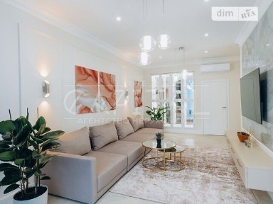 Продаж 3к квартири 118 кв. м на вул. Андрія Верхогляда 15Б • ID 34746439