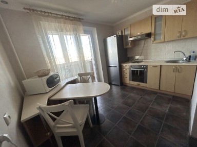 Продаж 1к квартири 39.2 кв. м на вул. Чорнобильська 6 • ID 34746258