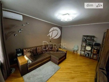 Продаж 2к квартири 65 кв. м на вул. Ахматової Анни 35Б • ID 34746081