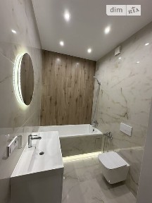 Продаж 1к квартири 43 кв. м на вул. Краснова • ID 34743924