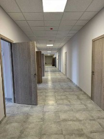 Оренда сучасного офісу кабінетного типу. Гарна ціна. 200 м. кв.