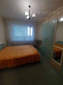 БЕЗ % Продаж 2к квартири вул. Симиренко 21