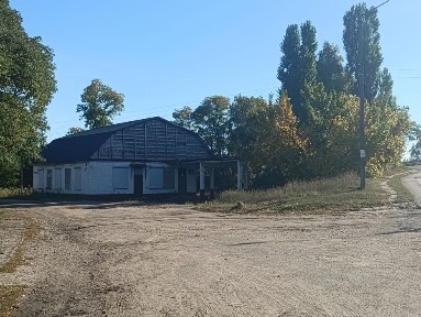 Продається нежитлова будівля в селищі Олександрівка