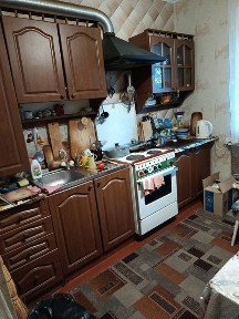 Продам 2х кімнатну квартиру на 1му 56.8м Таврический