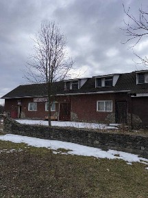 Продається комерційне приміщення над річкою Сірет, с. Панка